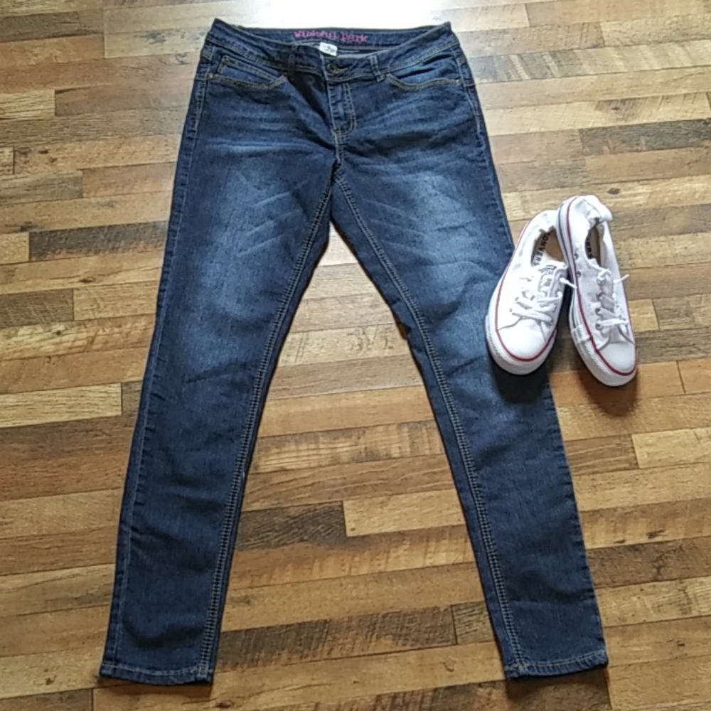 💙 Wishful Park Skinny Jeans Size 9